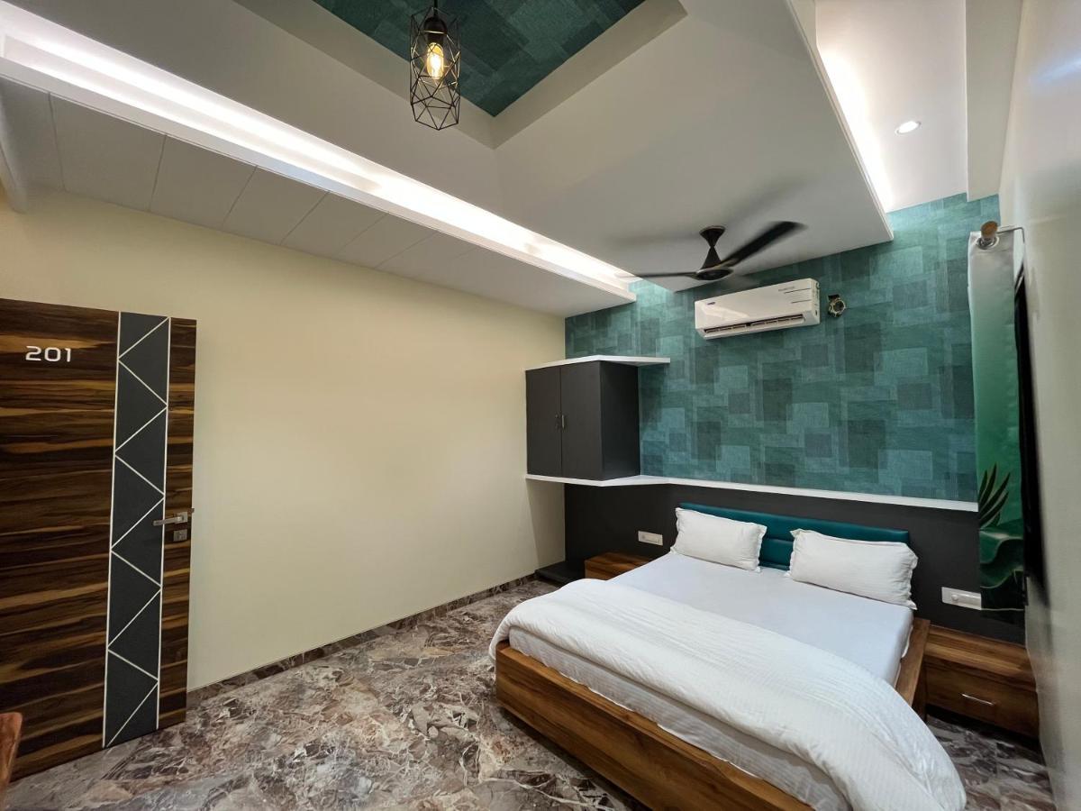 Hotel Aryadeep Phardāpur Екстериор снимка